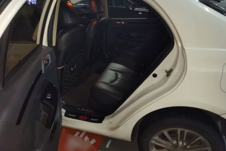 Used BYD e5 2018 Travel Edition Left Rear Seat