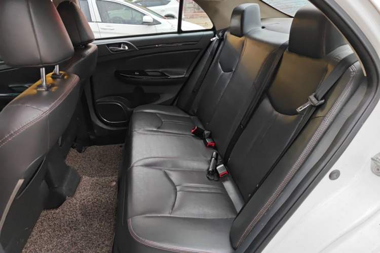 Used BYD e5 2018 Travel Edition Left Rear Seat
