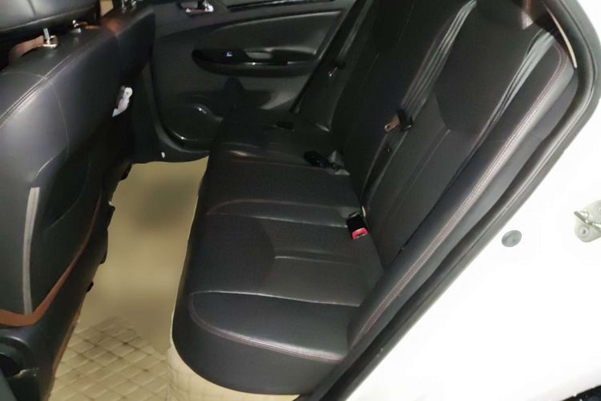 Used BYD e5 2018 Travel Edition Left Rear Seat