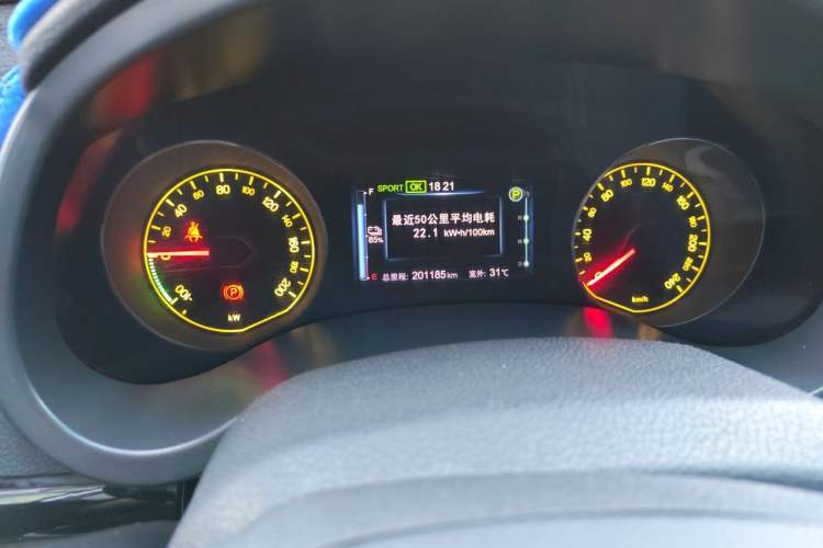 Used BYD e5 2018 450 Smart Connect Enjoyment Version Odometer Close Up