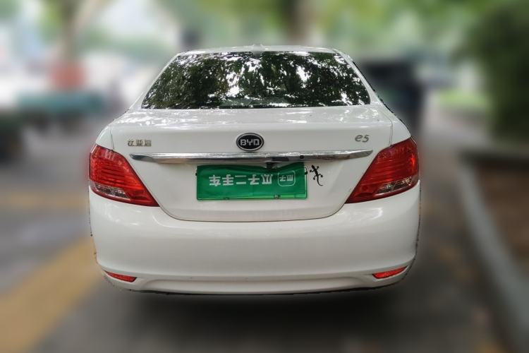 Used BYD e5 2018 450 Smart Connect Enjoyment Version Rear