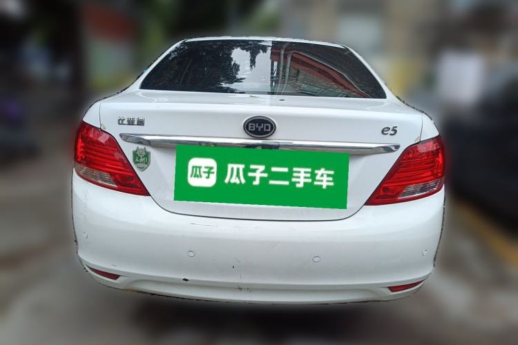 Used BYD e5 2018 Travel Edition Rear