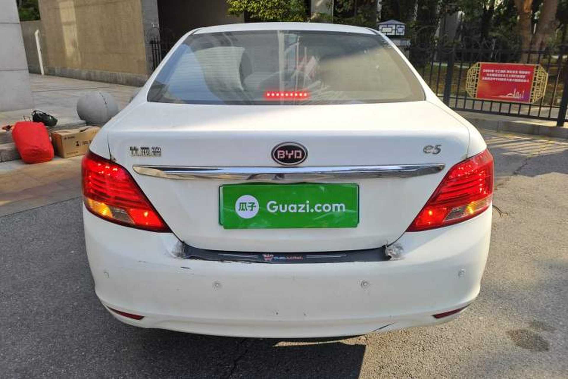 Used BYD e5 2018 Travel Edition Rear