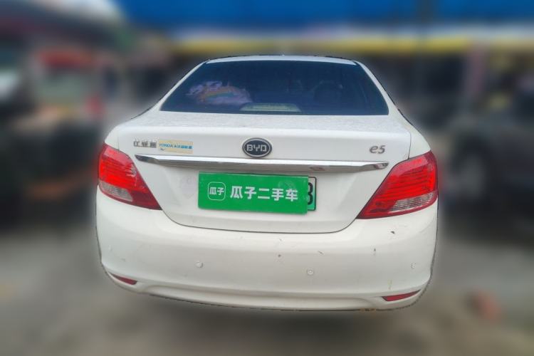 Used BYD e5 2018 Travel Edition Rear