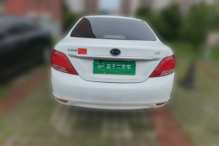 Used BYD e5 2018 Travel Edition Rear