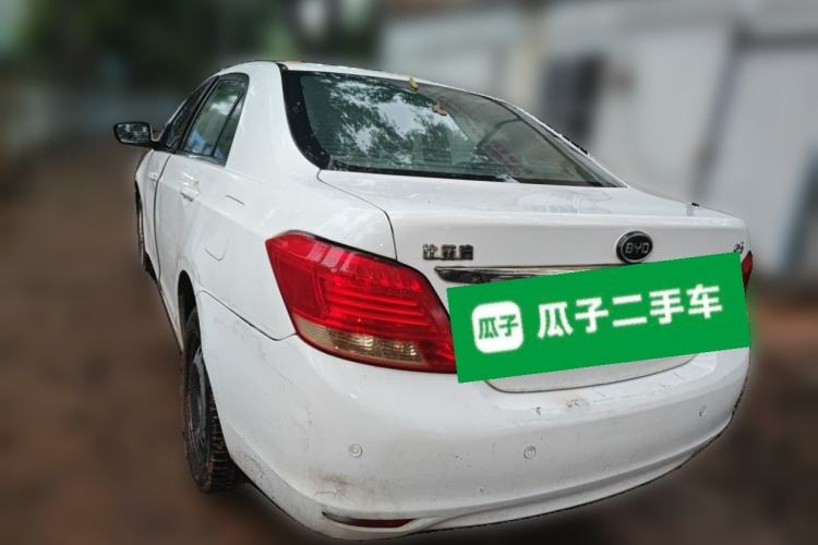 Used BYD e5 2018 450 Smart Connect Enjoyment Version Rear Left 45 Deg