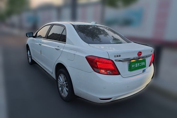 Used BYD e5 2018 450 Smart Connect Deluxe Edition Rear Left 45 Deg