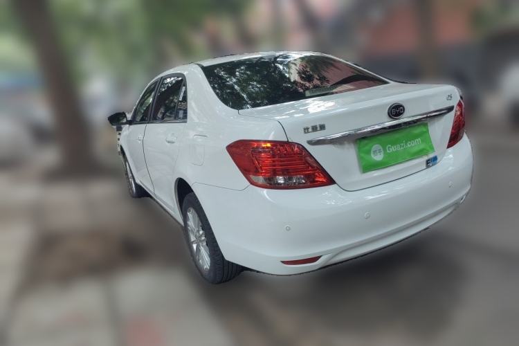 Used BYD e5 2018 450 Smart Connect Enjoyment Version Rear Left 45 Deg