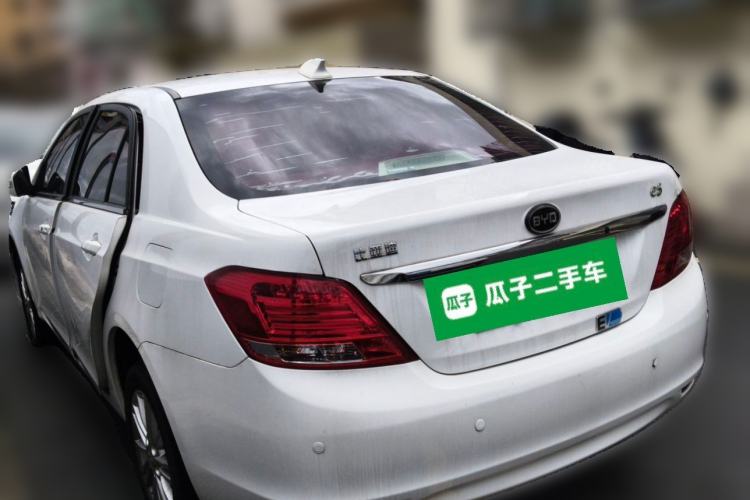 Used BYD e5 2018 450 Smart Connect Deluxe Edition Rear Left 45 Deg