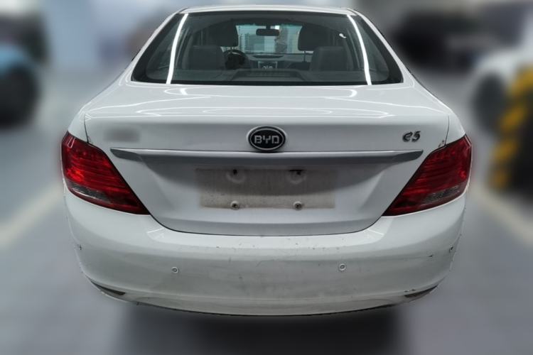 Used BYD e5 2018 Travel Edition Rear