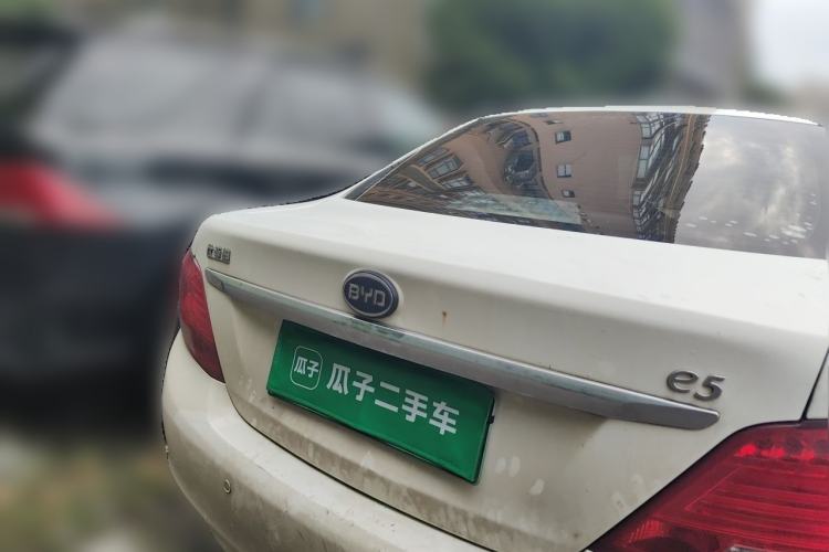 Used BYD e5 2018 Travel Edition Rear