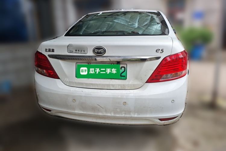 Used BYD e5 2018 Travel Edition Rear