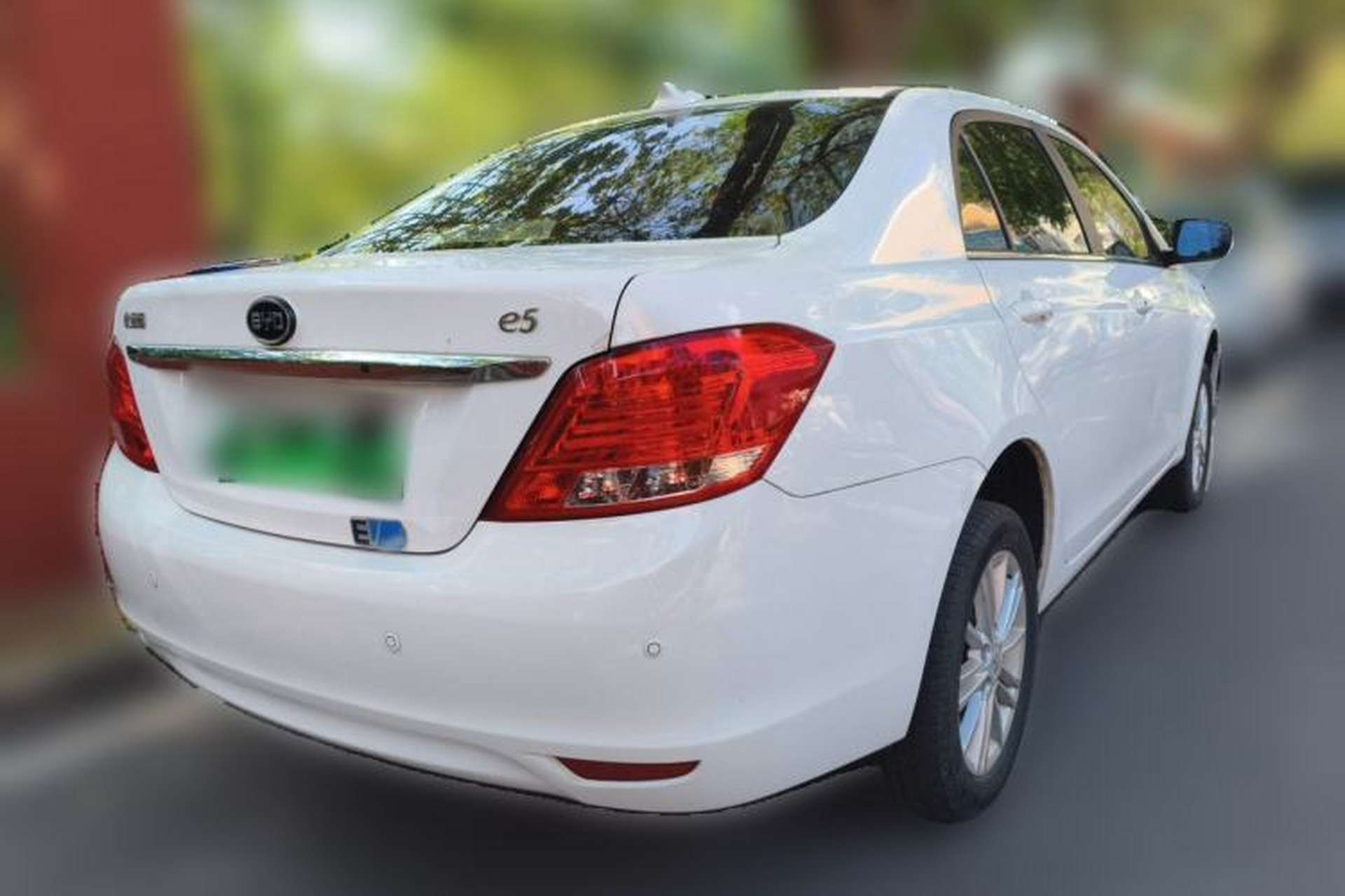 Used BYD e5 2018 450 Smart Connect Enjoyment Version Rear Right 45 Deg