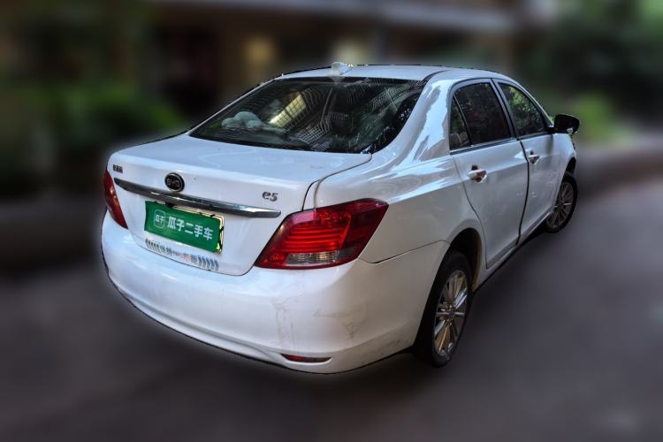 Used BYD e5 2018 450 Smart Connect Enjoyment Version Rear Right 45 Deg