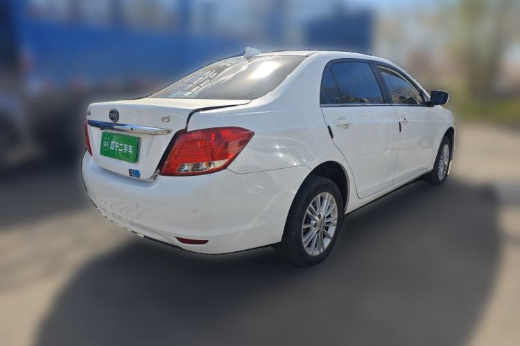 Used BYD e5 2018 450 Smart Connect Enjoyment Version Rear Right 45 Deg