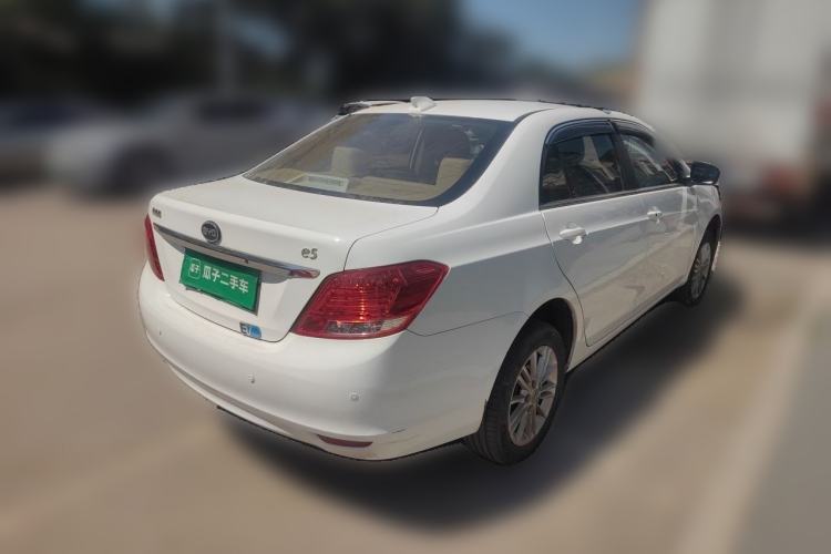 Used BYD e5 2018 450 Smart Connect Enjoyment Version Rear Right 45 Deg