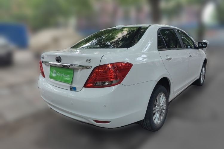 Used BYD e5 2018 450 Smart Connect Enjoyment Version Rear Right 45 Deg