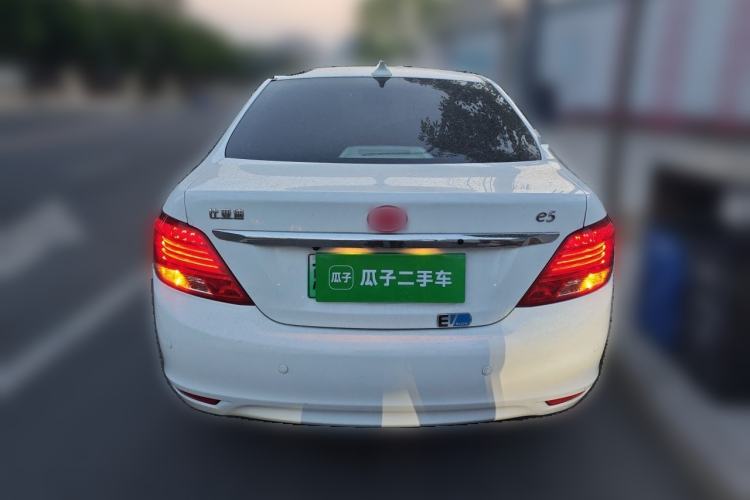 Used BYD e5 2018 450 Smart Connect Deluxe Edition Rear