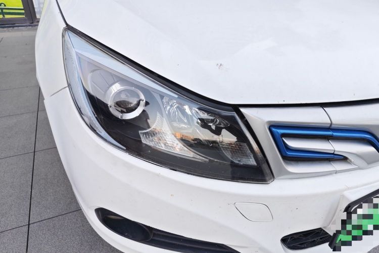 Used BYD e5 2018 450 Smart Connect Enjoyment Version Right Front Headlight
