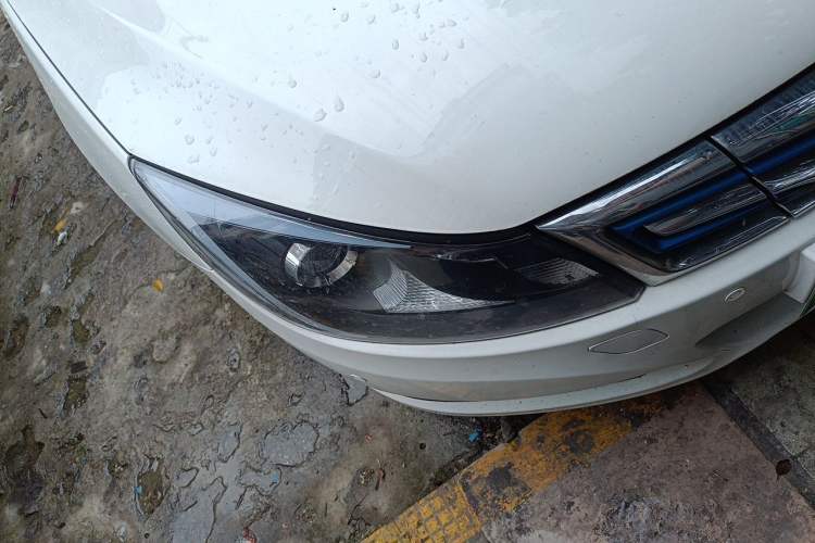 Used BYD e5 2018 Travel Edition Right Front Headlight