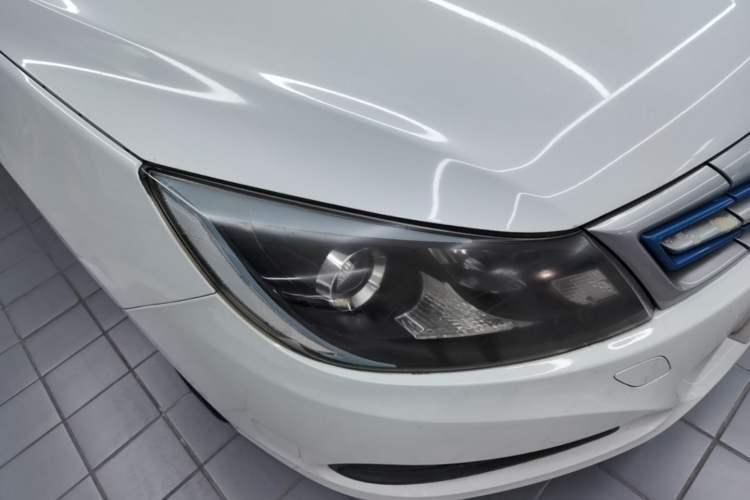 Used BYD e5 2018 Travel Edition Right Front Headlight