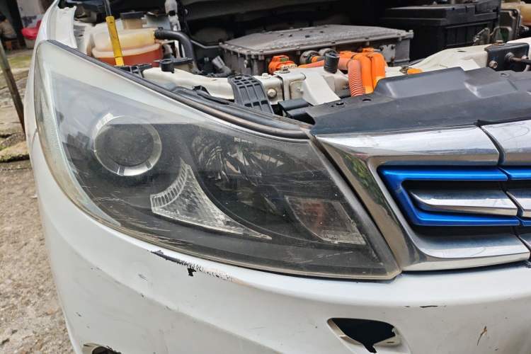 Used BYD e5 2018 Travel Edition Right Front Headlight