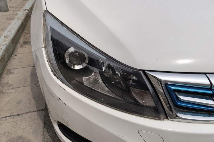 Used BYD e5 2018 Travel Edition Right Front Headlight