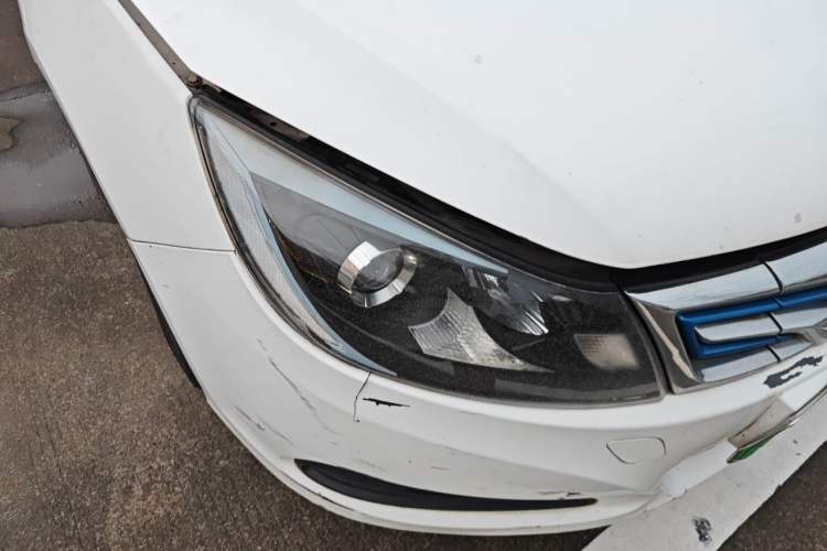 Used BYD e5 2018 Travel Edition Right Front Headlight