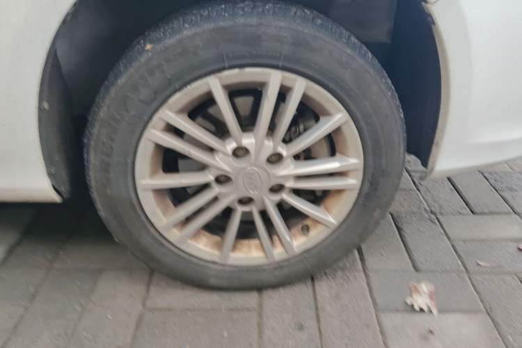 Used BYD e5 2018 450 Smart Connect Enjoyment Version Right Front Wheel Hub