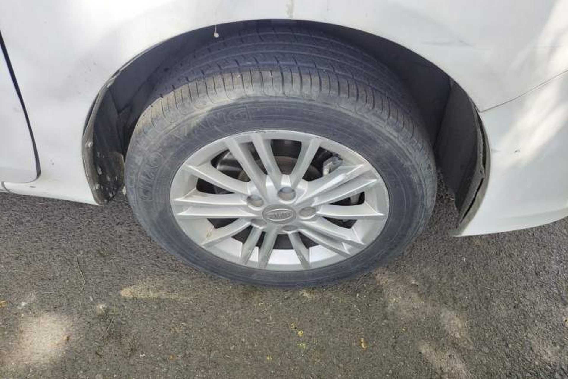 Used BYD e5 2018 Travel Edition Right Front Wheel Hub