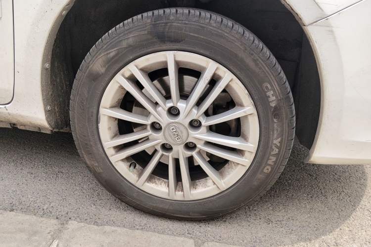 Used BYD e5 2018 Travel Edition Right Front Wheel Hub