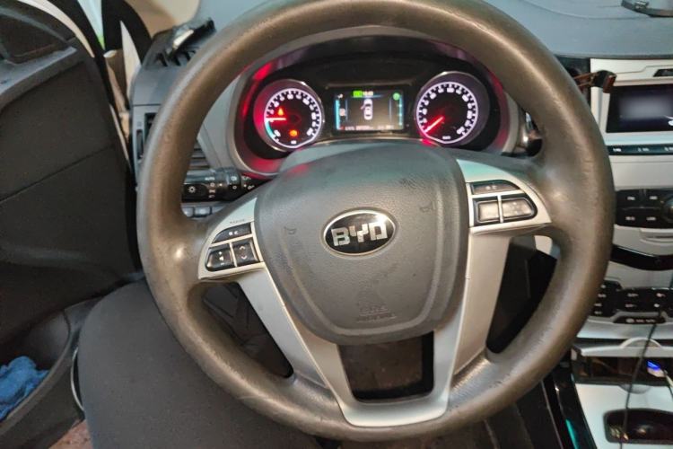 Used BYD e5 2018 450 Smart Connect Enjoyment Version Steering Wheel