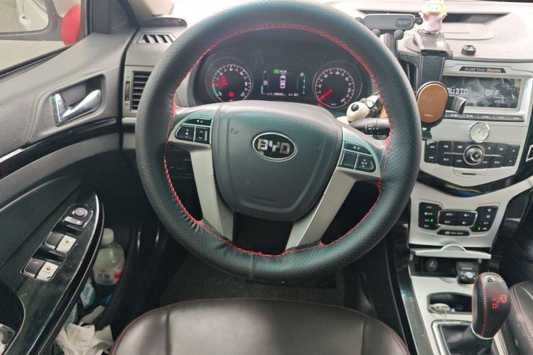 Used BYD e5 2018 Travel Edition Steering Wheel