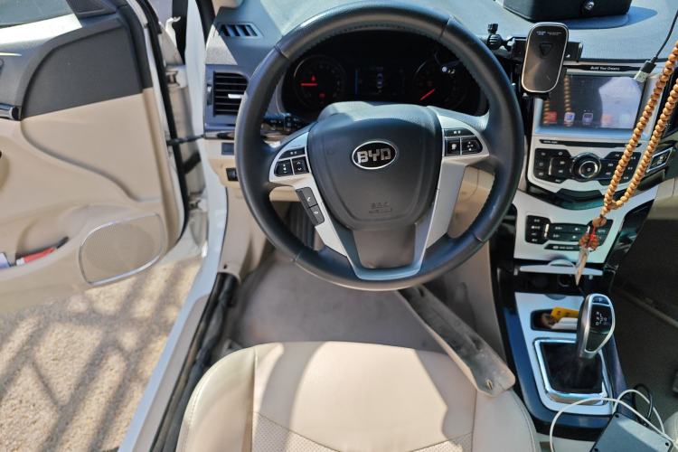Used BYD e5 2018 450 Smart Connect Enjoyment Version Steering Wheel