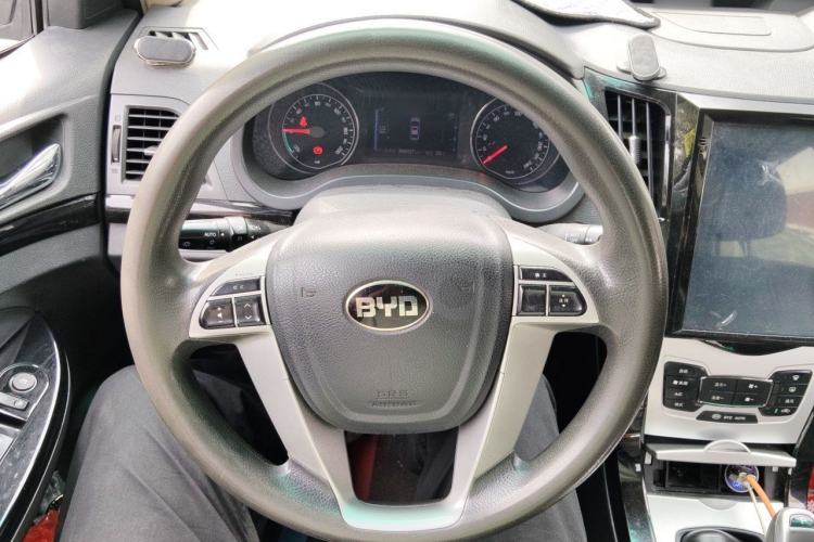 Used BYD e5 2018 Travel Edition Steering Wheel