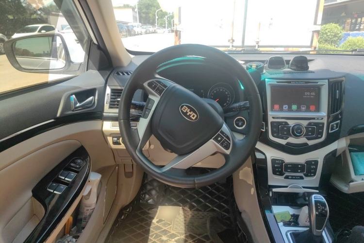 Used BYD e5 2018 450 Smart Connect Enjoyment Version Steering Wheel