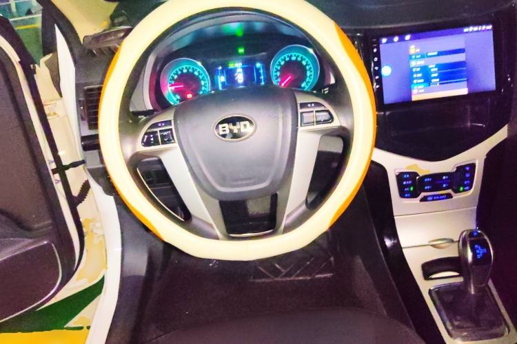 Used BYD e5 2018 Travel Edition Steering Wheel