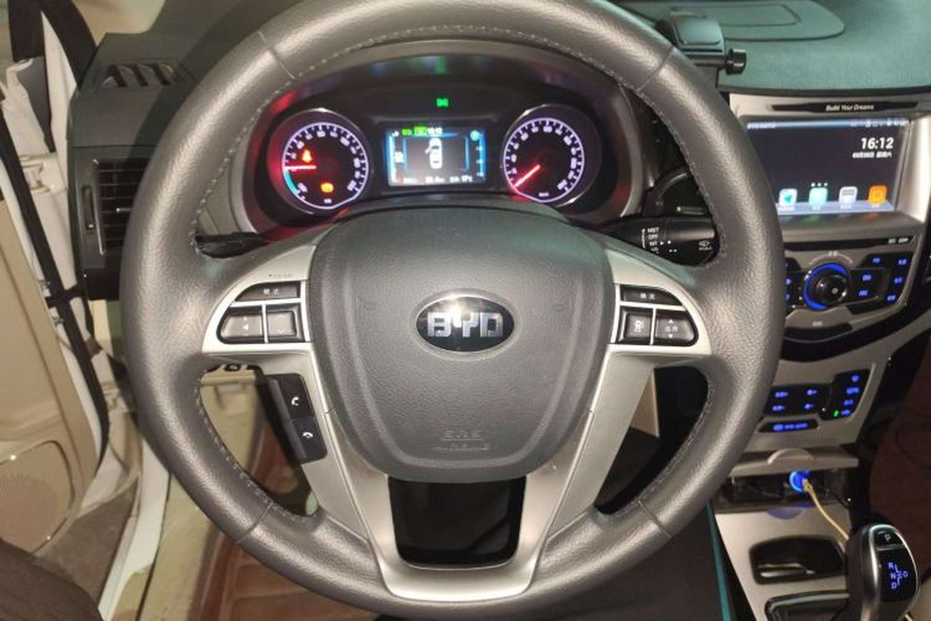 Used BYD e5 2018 450 Smart Connect Deluxe Edition Steering Wheel