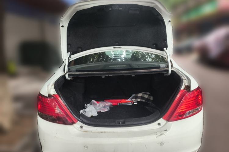 Used BYD e5 2018 Travel Edition Trunk