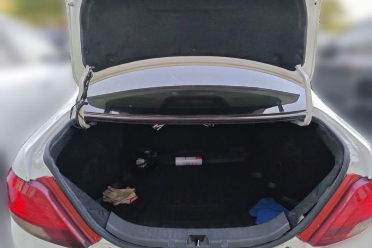Used BYD e5 2018 450 Smart Connect Enjoyment Version Trunk