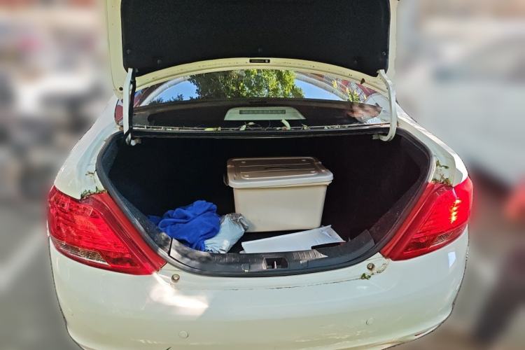 Used BYD e5 2018 450 Smart Connect Enjoyment Version Trunk