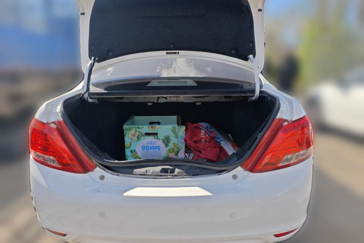 Used BYD e5 2018 450 Smart Connect Enjoyment Version Trunk