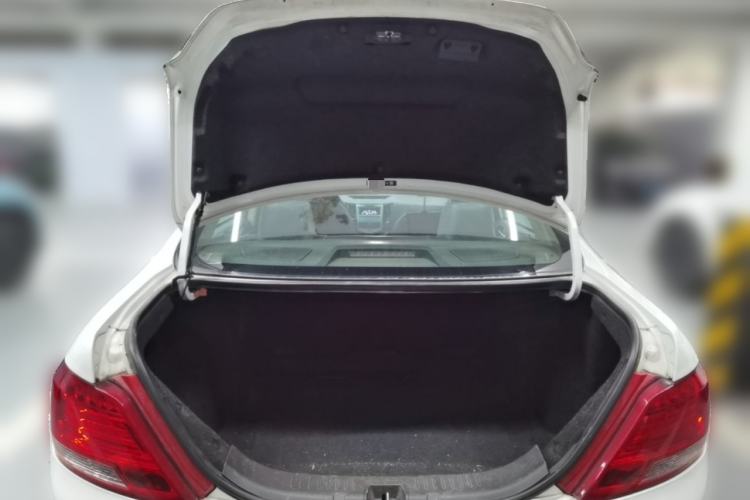 Used BYD e5 2018 Travel Edition Trunk