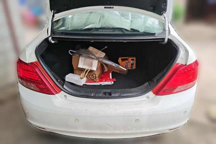 Used BYD e5 2018 Travel Edition Trunk