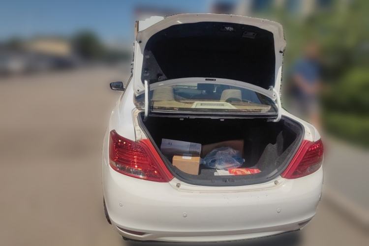 Used BYD e5 2018 450 Smart Connect Enjoyment Version Trunk