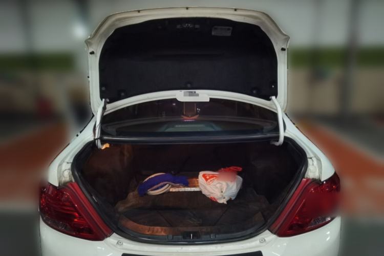 Used BYD e5 2018 Travel Edition Trunk