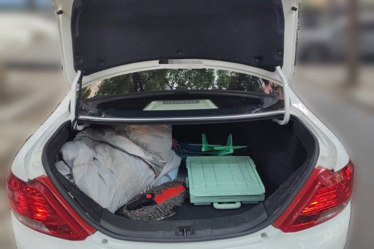 Used BYD e5 2018 450 Smart Connect Enjoyment Version Trunk