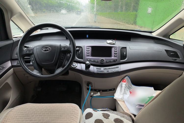 Used BYD e6 2014 Luxury Model (Beijing Edition) Center Console