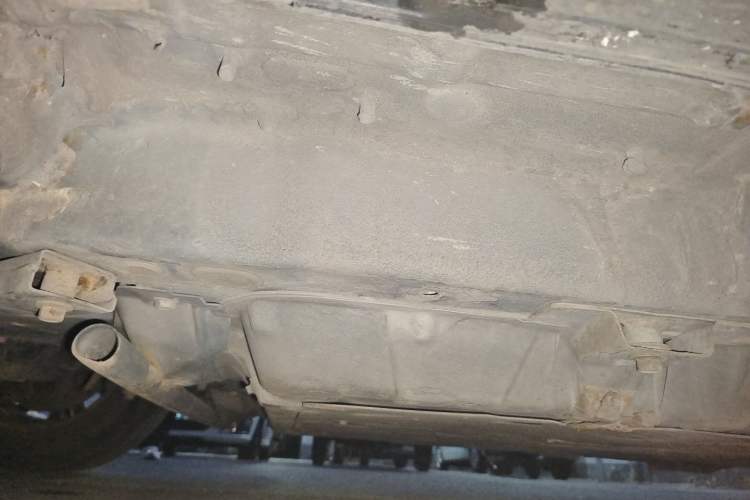 Used BYD e6 2014 Elite Edition Chassis Front Left
