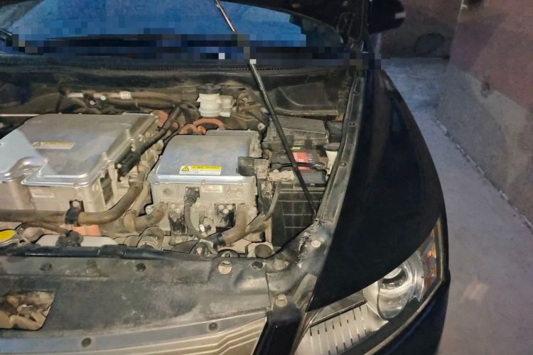 Used BYD e6 2014 Elite Edition Engine Bay Left